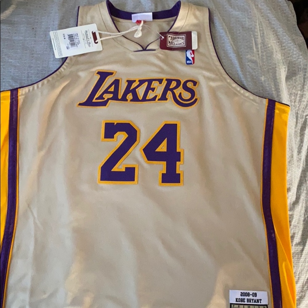 24 Kobe Golden Jersey